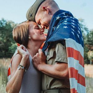 Meet your Posher, Caitlin